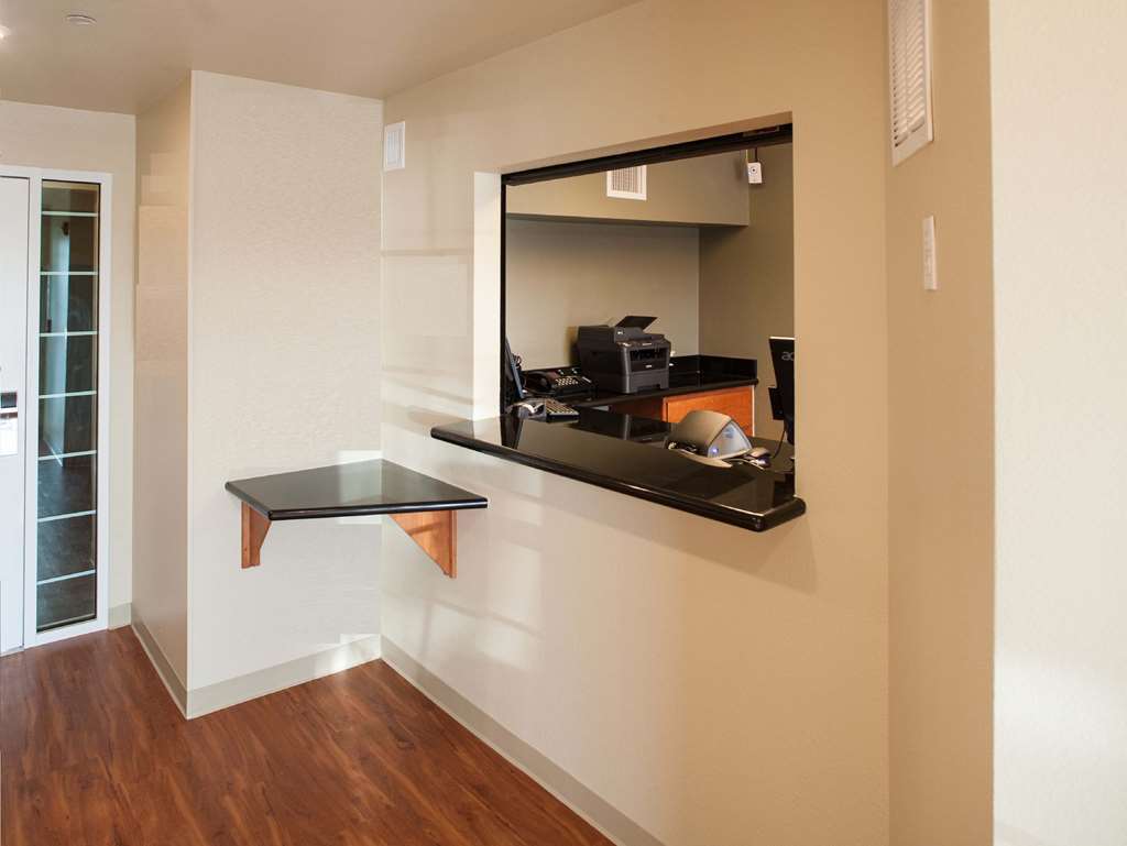 Woodspring Suites | North Charleston Airport I-526 Интерьер фото